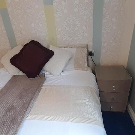 Jodefa 2 Apartment Walsall Ngoại thất bức ảnh